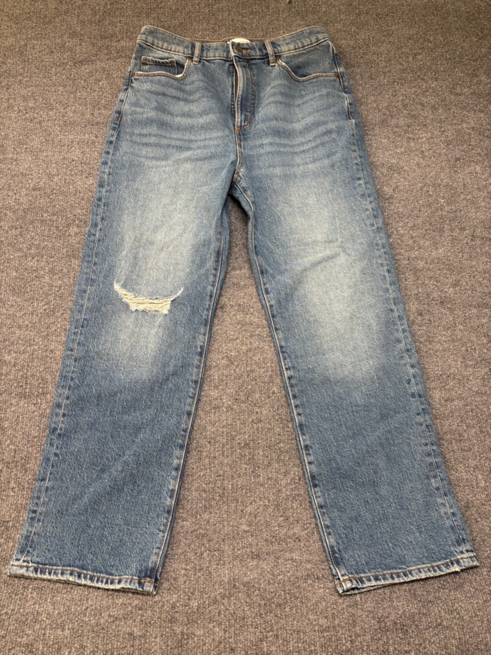 LOFT The Straight High Rise Distressed Jeans Light Wash | Size 28 / 6 - Picture 2 of 11